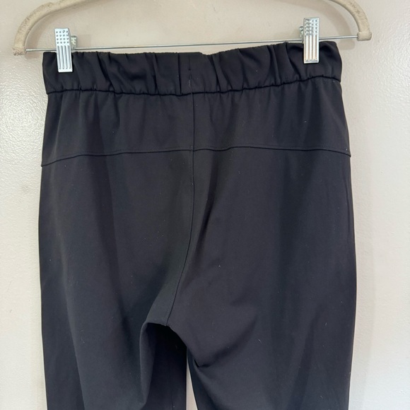 Lululemon On The Fly Pant *28" Black (First Release) Luxtreme Size 4 - Picture 6 of 12